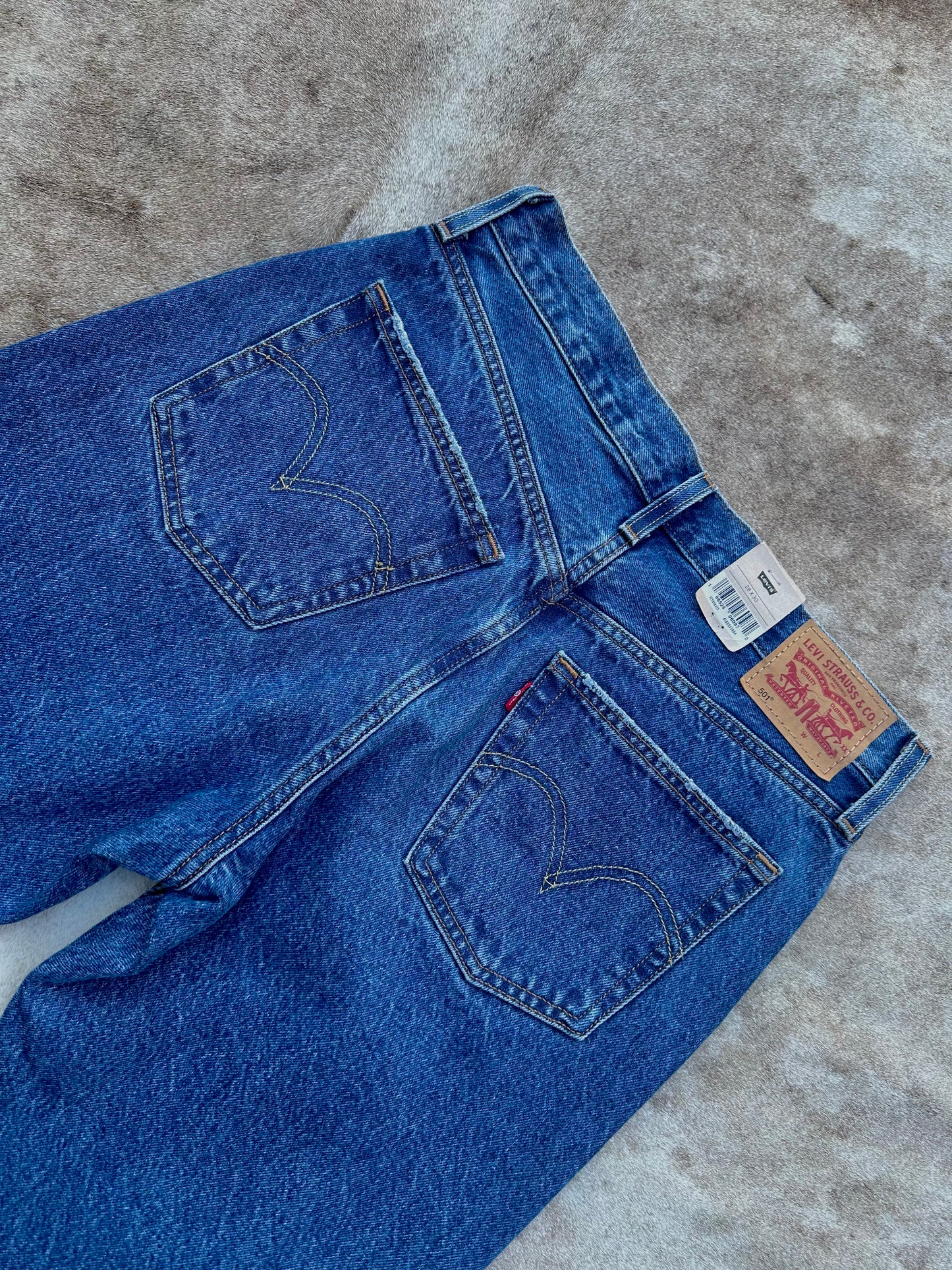 Levis 501 Straight Leg Jeans